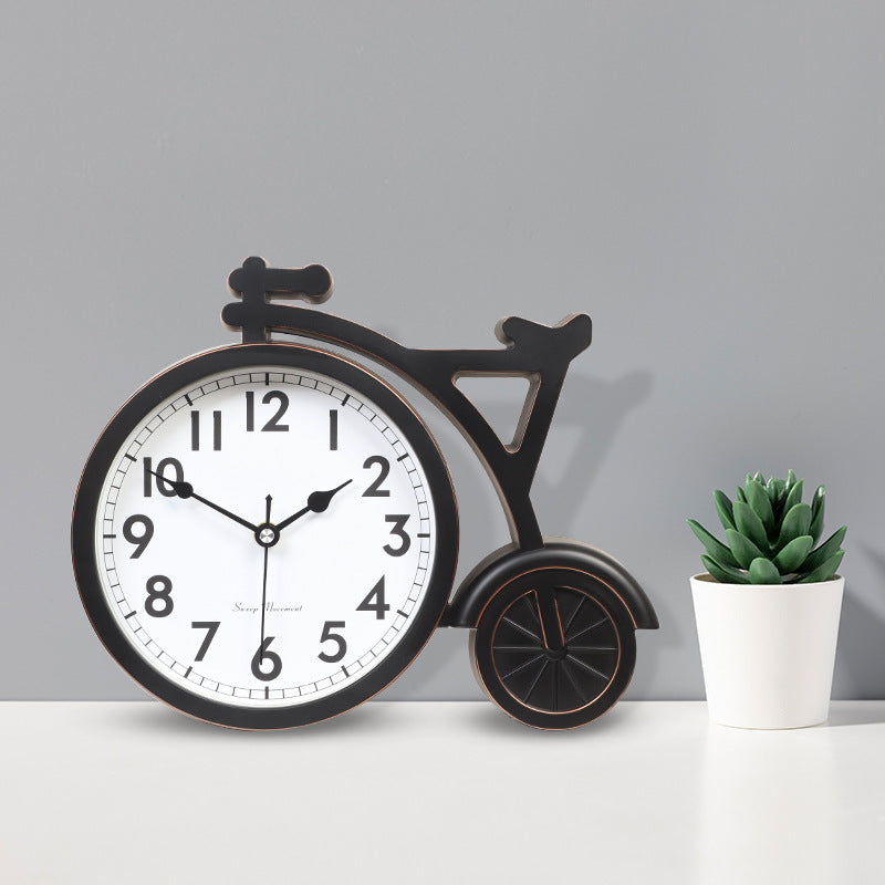 Decorative living room clock  modern desk clock design