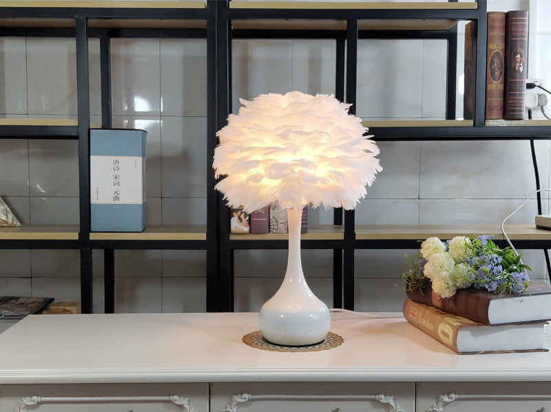 Luxury feather table lamp  Nordic bedside touch lamp