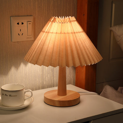 USB pleated vintage lamp

Dimmable Korean LED table light
