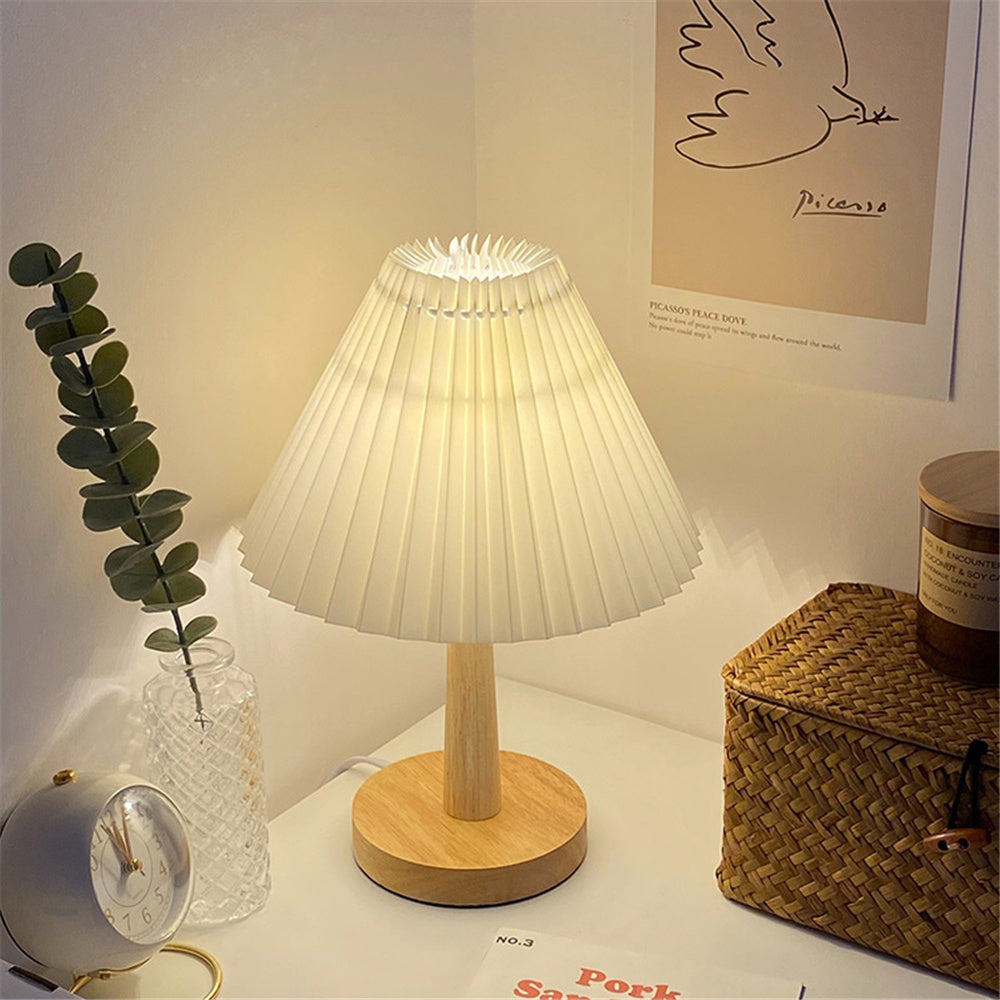 USB pleated vintage lamp

Dimmable Korean LED table light